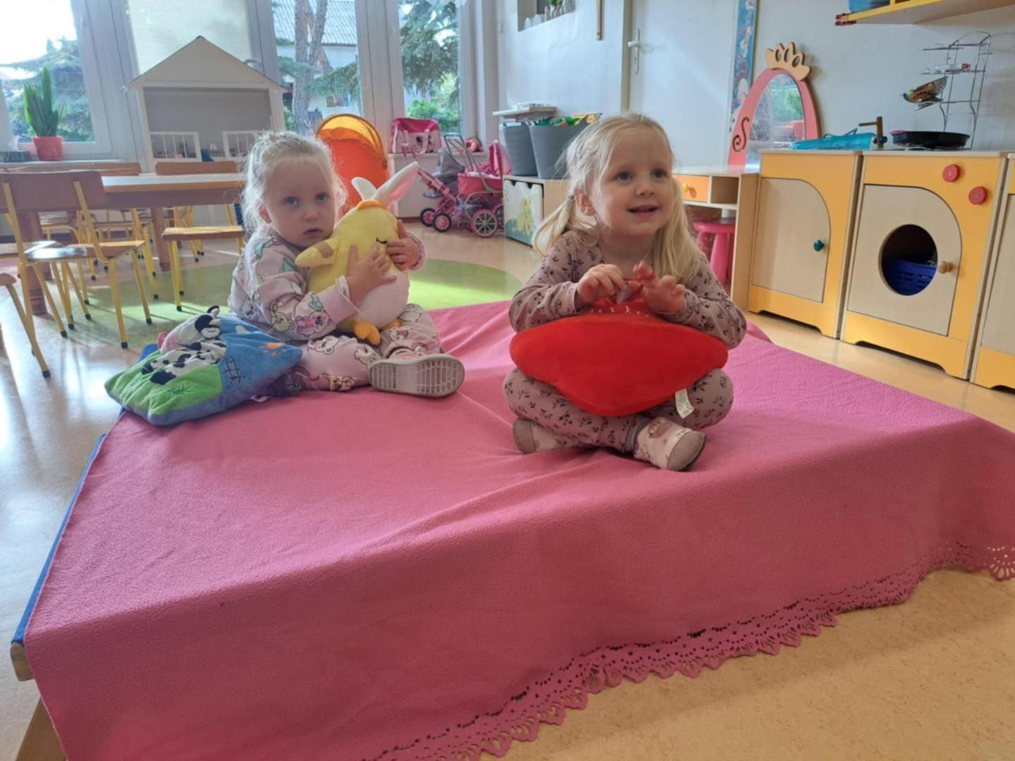 560698227_826939646510925_7596732507881903493_n