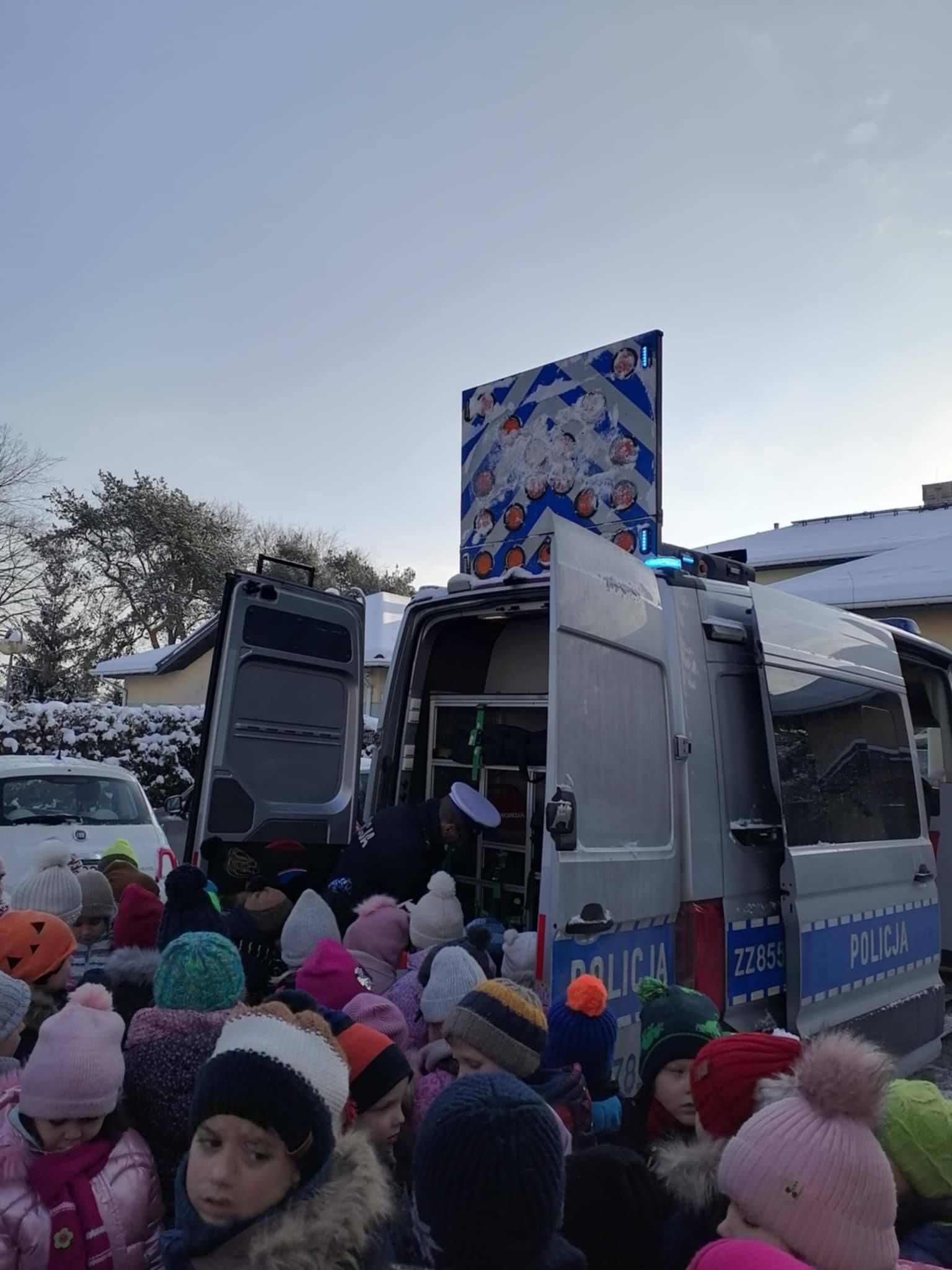 615431014_904228388782050_4099432987481556145_n