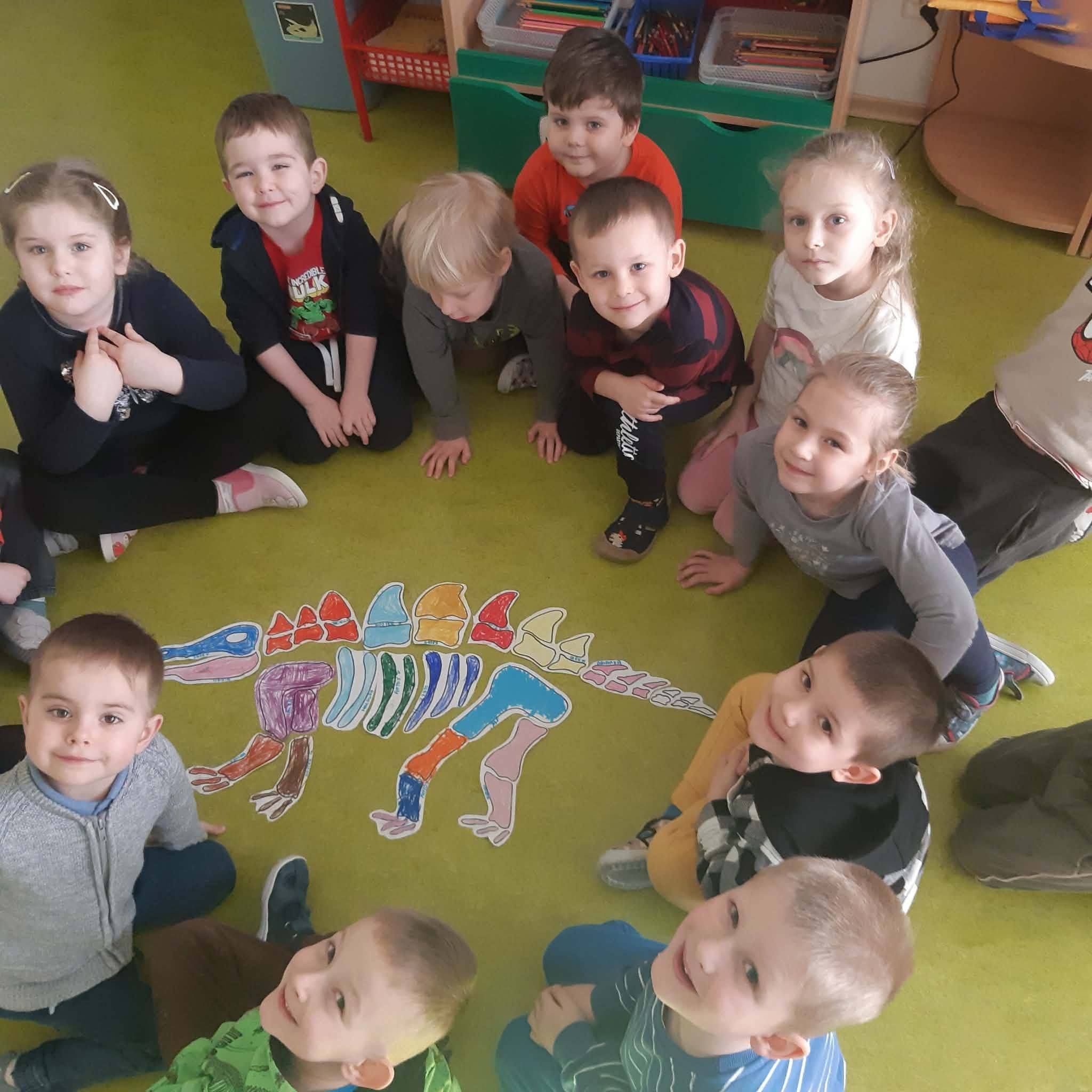 643754424_940835715121317_200292730019330568_n